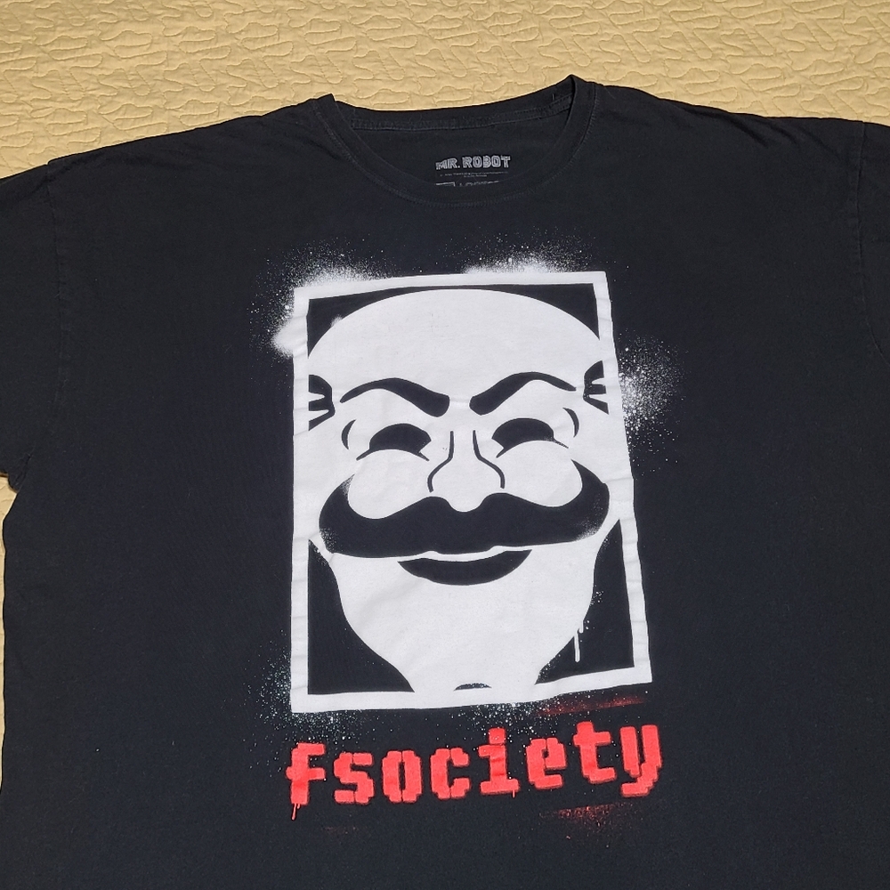 Mr Robot Tv Show "F Society" graphic T shirt size XXL